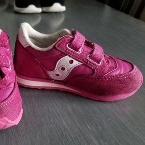 Saucony girls tennis shoes